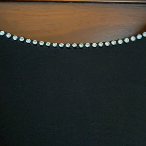 Very Elegant Dress for Many Occasions! - Picture 3 of 5